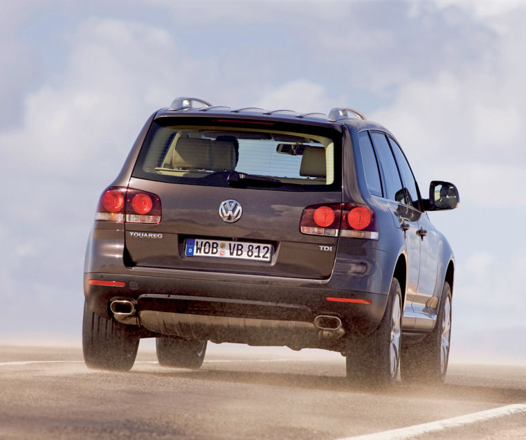 2008 Volkswagen Touareg V10 TDI Picture / Pic / Image